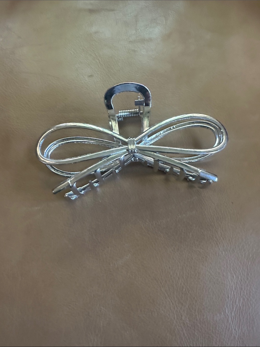 Metal Bow Hair Clip